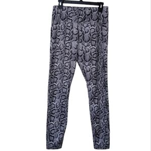 AVIA Leopard Print Women's L 12-14 Workout Yoga Pants Casual Leggings